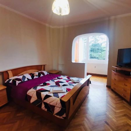 Anv Apartment Făgăraş Exteriör bild